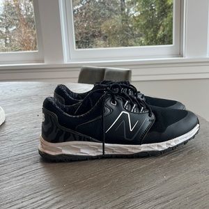 Golf sneakers
